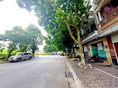 Hoa hậu mặt phố phạm khắc quảng - view công viên, trường học - kinh doanh vip - không gian 0