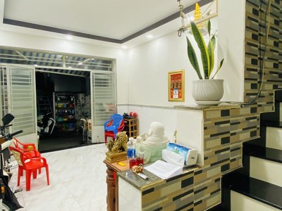 Đinh tiên hoàng phường 1 quận bình thạnh. 2