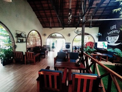 Sở hữu biệt thự sân vườn quán cà fe diện tích đất khủng 325m2, gần sông cẩm lệ mát mẻ 1