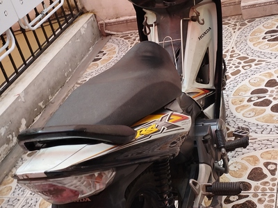 Bán xe Honda Wave thể thao XRS vành đúc phanh đĩa 2