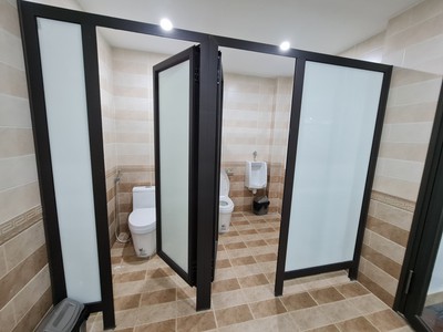 Cho thuê sàn văn phòng 170m2, mặt đường Trần Thái Tông, đã setup đủ nội thất, giá 35tr/th full phí 7