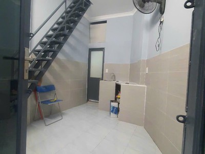 Nhà bán,2tầng,3x6m2,hẻm 6m,lê quang định,bình thạnh,giá:1,25t 2