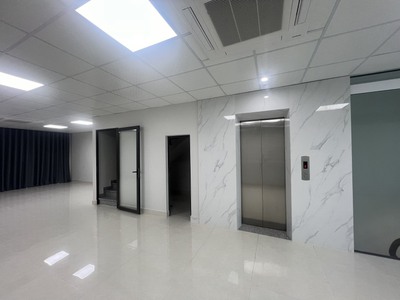 Cho thuê cả toà Waterfront bao gồm 6 căn hộ tách bếp và 2 sàn văn phòng tầng 1 2 4