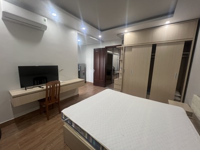 Cho thuê cả toà Waterfront bao gồm 6 căn hộ tách bếp và 2 sàn văn phòng tầng 1 2 8