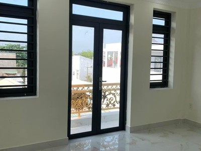 Siêu phẩm lê văn quới cách ngã tư bốn xã 50m hxh đỗ cửa 61m2 ,4 tầng 5 tỷ x 3