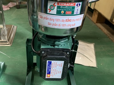 Máy xay thịt giò chả Toàn Phát 370W 0