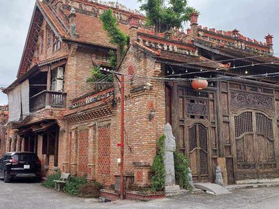 Hàng hiếm độc lạ bình dương bán rẻ 300m2 biệt thự gỗ cổ xưa nghỉ dưỡng 0