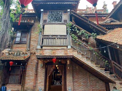 Hàng hiếm độc lạ bình dương bán rẻ 300m2 biệt thự gỗ cổ xưa nghỉ dưỡng 1