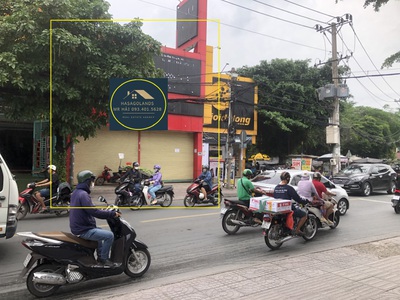 Cho thuê nhà mặt tiền ngay ngã 4 bình long 200m2, 2 tầng, ngang 8m 0