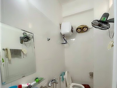 Bán nhà xây độc lập hoàng ngọc phách 43m 3 tầng giá 2.48 tỉ ngõ nông 3