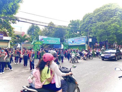 Bán nhà mặt tiền chợ liên ấp 123,vĩnh lộc b,bình chánh công chứng ngay 2