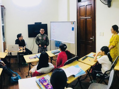 Tiếng Anh tại nhà lớp 3, lớp 5, lớp 10, lớp 11 5