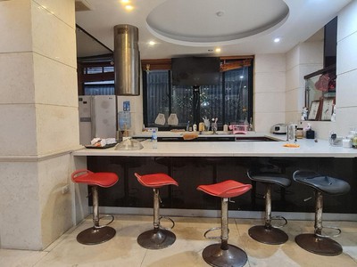 Chính chủ cần bán biệt thự việt hưng, long biên.  kđt vip, vỉa hè, kd, full nội thất.  dt200x10m, 3