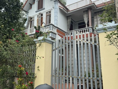 150m x nhà 2 tầng dân xây cực kì chắc chắn đẹp - nhà này k mua thì mua nhà nào  - thiết kế đẹp , 1