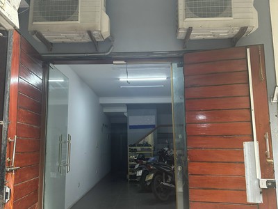 Cho thuê tầng 1 ở Đính thôn 45m2 làm văn phòng, kho hoặc bán hàng online 1