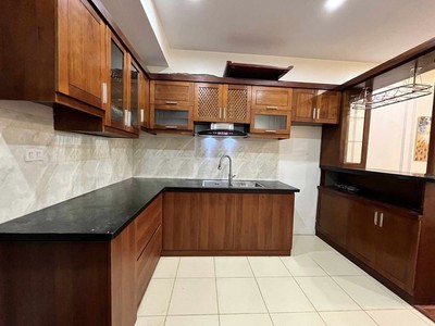 Cần bán Gấp - CH 2 ngủ 57m2 Full nội thất tòa Xuân Mai Tô Hiệu, Hà Đông. SĐCC, Nhỉnh 2 tỷ 0