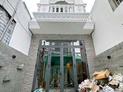 Bán nhà lầu hẻm lộ ngân hàng gần đại học y dược an khánh ninh kiều giá dưới 3tỉ 0