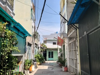 Bán Nhà 5 Tầng, HXH, 4PN, giá chỉ 5tỷ tại Nguyễn Duy Cung, GV. 0