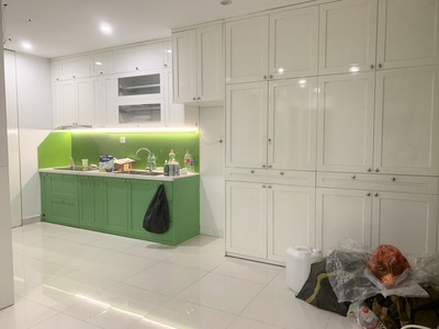 Bán căn hộ vinhomes OCeaen park Gia Lâm. Tòa S1. DT: 63m2,2PN . 1PK. 2wc. Nhà có đồ cơ bản. 2.050 ty 0