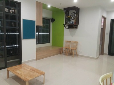 Bán căn hộ vinhomes OCeaen park Gia Lâm. Tòa S1. DT: 63m2,2PN . 1PK. 2wc. Nhà có đồ cơ bản. 2.050 ty 6