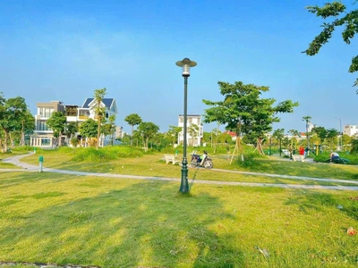Bán đất KDC Trần Hưng Đạo, TP Hải Dương, 78.75m2, mt 5m, đường 17.5m, sổ hồng, giá tốt 1