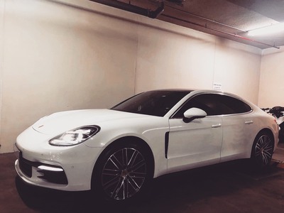 Chính chủ bán xe Porsche panamera sx 2017 Lăn bánh 2018 0