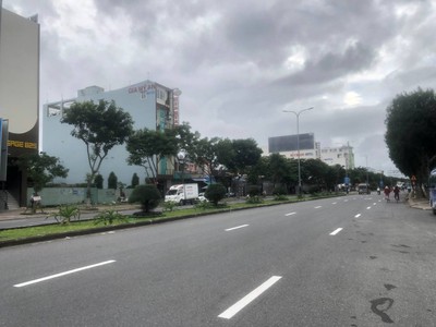 Bán lô đất 256m2 mặt tiền Nguyễn Tất Thành,gần khu đô thị Quốc Tế Đa phước Đà Nẵng 1