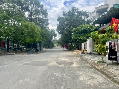 Bán đất khu dân cư Tân Vũ Minh, giáp Sài Gòn,dân ở rất đôg, cách chợ Đầu Mối Thủ Đức 1km 2