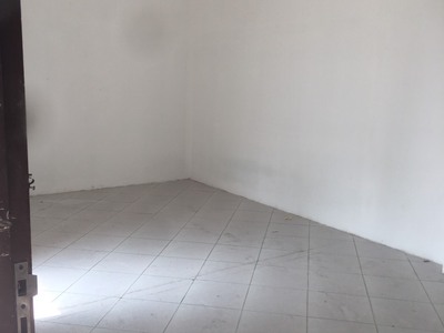 Cho thuê nhà mặt tiền Huỳnh Tấn Phát p Tân Thuận Đông Q7.DT:5,5x30 trệt 3 lầu sân thượng.GIá:27tr/th 7