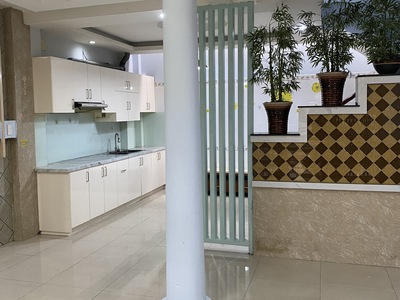 Cho thuê NNC HXT Lê Văn Lương p Tân Quy Q7.DT:6x10 5pn 4wc.Giá:17tr/th 9
