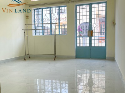 Cho thuê nhà 1T2L mặt tiền P. Quang Vinh gần công viên Biên Hùng chỉ 8tr 2