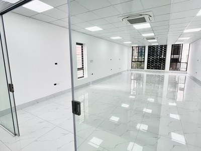Cho thuê văn phòng phố nguyễn trãi 80m2 - 15tr/tháng 2