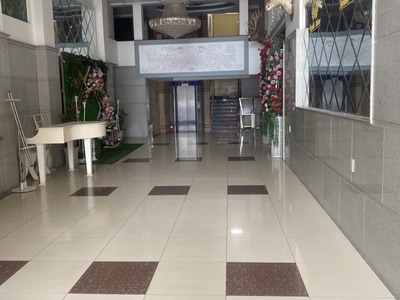 Cho thuê tổ hợp nhà hàng tiệc cưới, khách sạn, massage. mặt tiền đường nguyễn thị thập , p. bình 1
