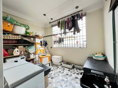 Bán nhà phố lực hành, 52m 3 tầng độc lập lô góc giá 2.48 tỉ cực nông 4