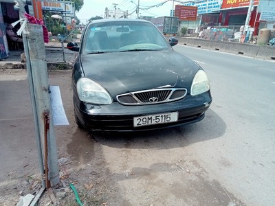 Cần bán nhanh xe Daewoo nubira SX 2000 đk 2004 2