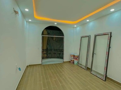 Chính Chủ Cho Thuê Nhà Ngõ Ngô Gia Tự Full Đồ Oto Đỗ Cửa Mới Đẹp Về Ở Ngay 3