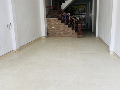 Cho thuê nhà phố Tôn Đức Thắng, Khai Quang, Vĩnh Yên, Vĩnh Phúc. Giá 14 triệu 1
