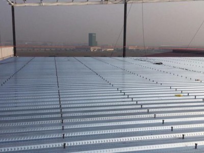 Cho thuê máy hàn đinh chống cắt, thi công sàn deck tại Gia Lai 1