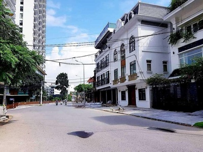 Nhà mặt ngõ xuân diệu kinh doanh tốt giá rẻ, kinh doanh tốt 1