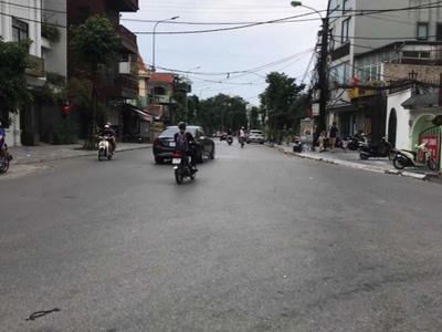 Nhà mặt ngõ xuân diệu kinh doanh tốt giá rẻ, kinh doanh tốt 2