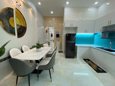 Cần bán nhà 1 trệt 1 lầu phường trường an tpvl 4