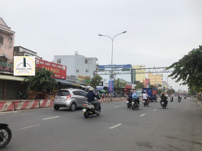 Cho thuê nhà mặt tiền lê trọng tấn 120m2, 2 lầu,60triệu, cạnh đại học fpt 1