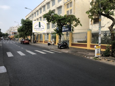 Cho thuê nhà mặt tiền nguyễn xuân khoát 180m2, 1lầu, 35triệu, cạnh trường thcs 1