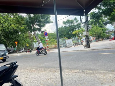 Chính chủ sang mặt bằng 2 mặt tiền gần cầu rồng - địa chỉ: 6 hà thị thân, an hải tây, sơn trà, đà 2