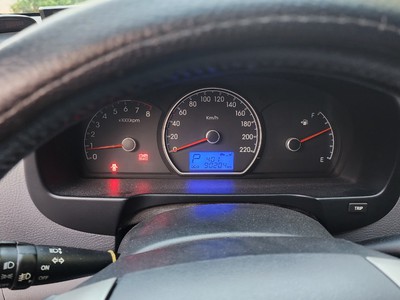 Chính chủ bán xe Hyundai avante sx năm 2010 4