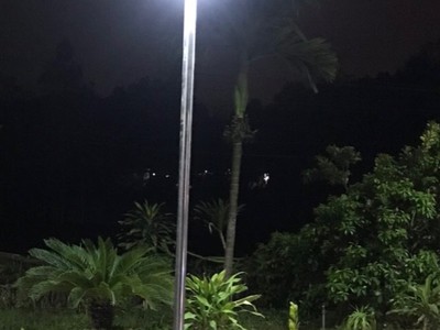 Đèn sân vườn năng lượng mặt trời Solarled 0