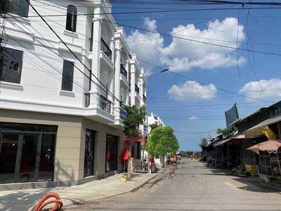 Bán nhà đối diện chợ phước bình,bình chuẩn thuận an,chỉ 1,2 tỷ nhận nhà ở ngay. 0
