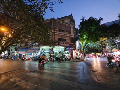 Mỹ đình: siêu đắc địa 2 mặt phố 36m2 3 tầng giá 8 tỷ 2