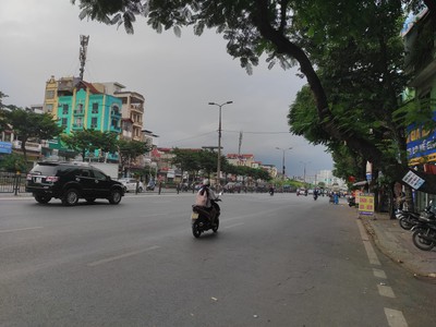 Bán nhà Mặt Phố Ngọc Hồi 140m x 4 tầng MT 6m vỉa hè kinh doanh đỉnh chỉ 20 tỷ. lh: em Thúy 036590408 0
