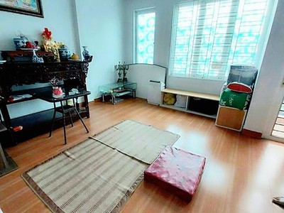 Bán nhà mặt đường vũ trọng khánh 5 tầng giá 5.3 tỉ vị trí đẹp gần lạch tray 3